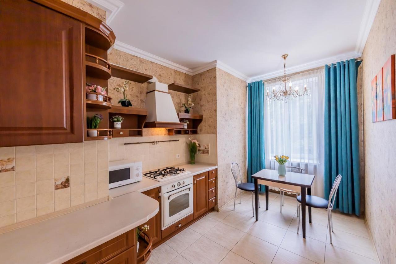2К Квартира На Шота Руставелі, Бессарабка Kiev Ngoại thất bức ảnh